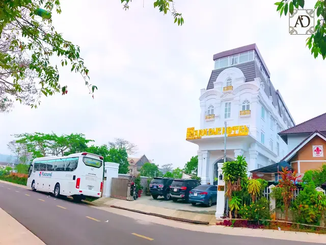 Khách Sạn Anh Đức – Điểm Dừng Chân Hoàn Hảo Cho Những Ai Yêu Thích Sự Sang Trọng Và Tiện Nghi