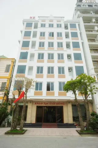 Khách Sạn Ánh Hồng – Điểm Dừng Chân Lý Tưởng Cho Những Giây Phút Đầy Màu Sắc