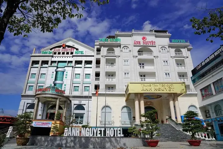 Khách Sạn Ánh Nguyệt Cà Mau – Điểm Dừng Chân Lý Tưởng Cho Những Ai Yêu Thiên Nhiên Và Văn Hóa Miền Tây