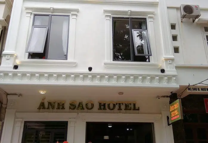 Khách Sạn Ánh Sao – Trải Nghiệm Sang Trọng Và Lãng Mạn Giữa Đêm Tối