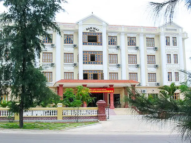 Khách Sạn Ban Mai – Điểm Dừng Chân Lý Tưởng Cho Những Ai Yêu Thích Sự Sang Trọng Và Gần Gũi Với Thiên Nhiên