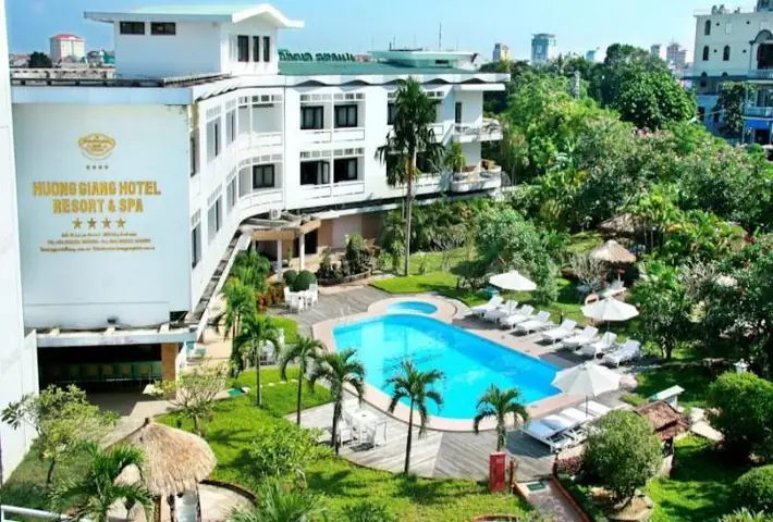 Khách Sạn Bazan Xanh – Trải Nghiệm Sang Trọng, Thư Giãn Tối Ưu Giữa Lòng Thành Phố