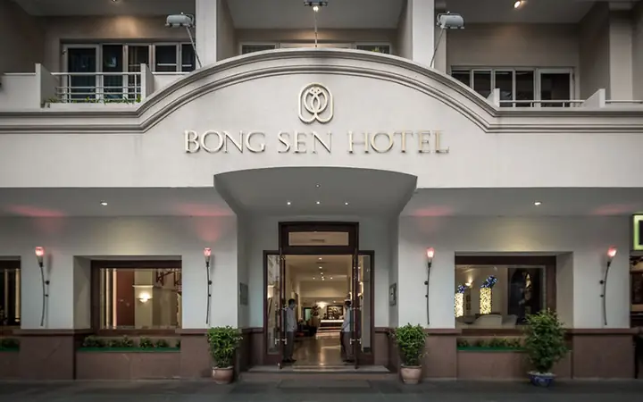 Khách Sạn Bông Sen Sài Gòn – Trải Nghiệm Sang Trọng, Thư Giãn Đỉnh Cao Giữa Lòng Thành Phố