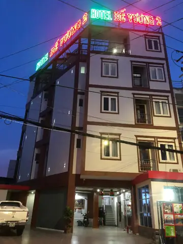 Khách Sạn Đế Vương 2: Trải Nghiệm Sang Trọng Và Đẳng Cấp Tại Trung Tâm Thành Phố Khách Sạn Đế Vương 2: Trải Nghiệm Sang Trọng Và Đẳng Cấp Tại Trung Tâm Thành Phố