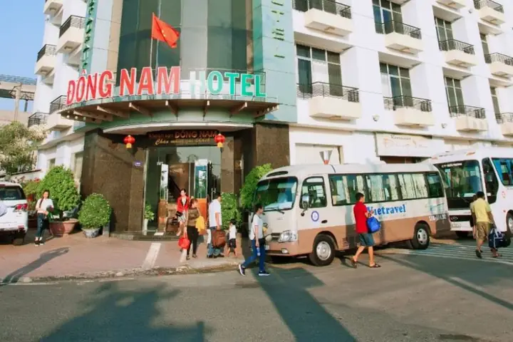 Khám Phá Các Khách Sạn Đông Nam: Điểm Dừng Chân Lý Tưởng Cho Mọi Du Khách