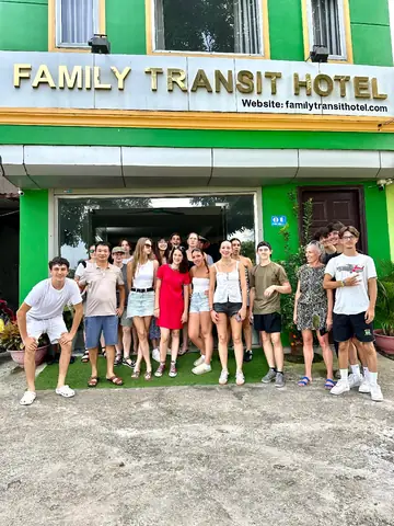 Khách Sạn Family Transit: Lựa Chọn Hoàn Hảo Cho Gia Đình Khi Di Chuyển