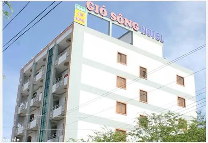 Khách Sạn Gió Sông – Điểm Dừng Chân Lý Tưởng Cho Những Ai Yêu Thích Sự Thanh Bình Và Sang Trọng