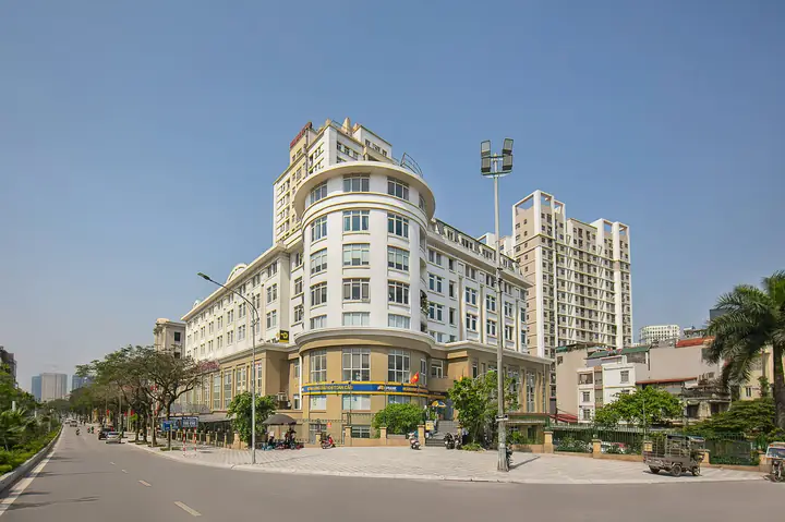 Khách Sạn Hoa Đào – Điểm Dừng Chân Lý Tưởng Cho Những Ai Yêu Thiên Nhiên Và Sang Trọng