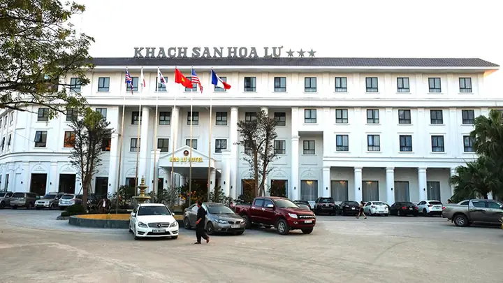Khách Sạn Hoa Lư – Trải Nghiệm Sang Trọng Và Ấm Cúng Giữa Lòng Thành Phố Hồ Chí Minh