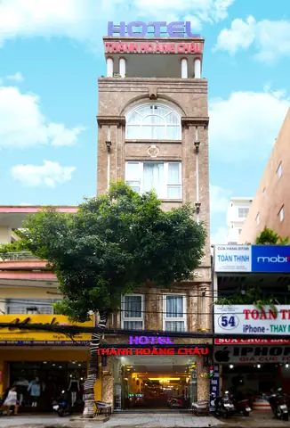 Khách Sạn Hoàng Châu – Điểm Dừng Chân Lý Tưởng Cho Những Ai Yêu Thích Sự Sang Trọng Và Tiện Nghi