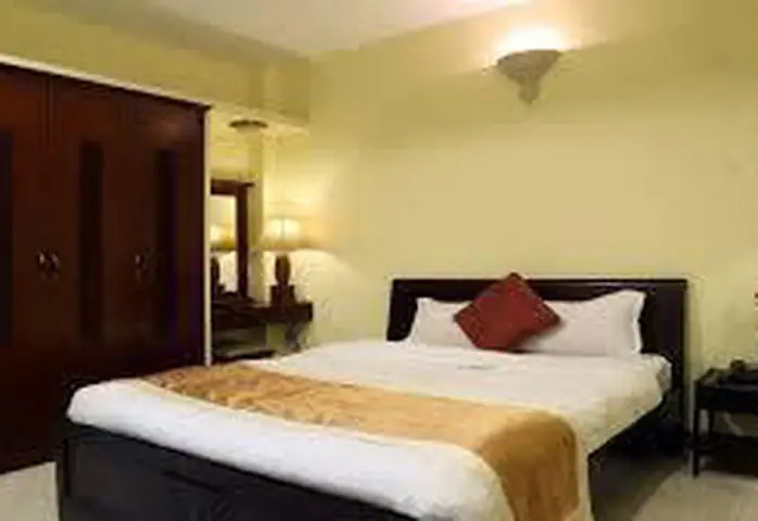 Khách Sạn Hoàng Gia Quận 5 – Trải Nghiệm Sang Trọng Đỉnh Cao Giữa Lòng Thành Phố
