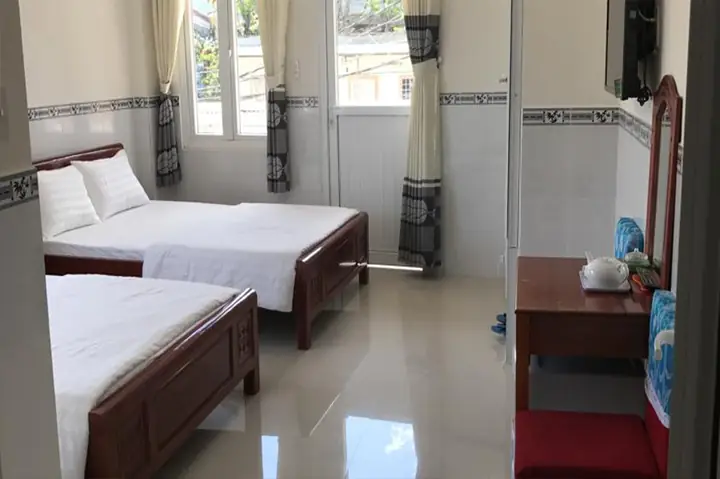 Khách Sạn Hồng Phúc – Điểm Dừng Chân Lý Tưởng Cho Những Ai Yêu Thích Sự Sang Trọng Và Tiện Nghi