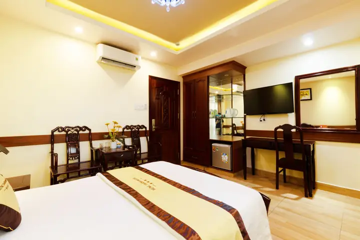 Khách Sạn Hưng Thành – Điểm Dừng Chân Hoàn Hảo Cho Mọi Hành Trình