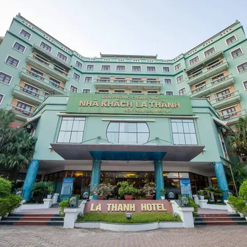 Khám Phá Những Khách Sạn Lý Tưởng Tại La Thành: Địa Điểm Lưu Trú Hoàn Hảo Cho Mọi Du Khách