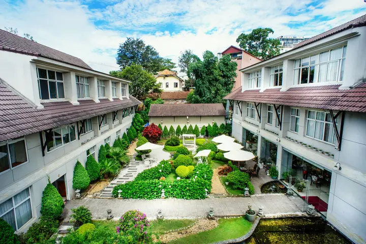 Khách Sạn Mường Thanh Holiday Đà Lạt – Trải Nghiệm Sang Trọng Giữa Thành Phố Ngàn Hoa