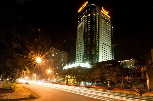 Khách Sạn Mường Thanh Luxury Sông Lam – Điểm Đến Sang Trọng Giữa Thiên Nhiên Hùng Vĩ