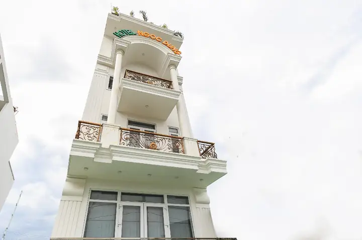 Khám Phá Khách Sạn Ngọc Dung Bình Thạnh: Điểm Dừng Chân Lý Tưởng Cho Những Ai Yêu Thương Thành Phố Hồ Chí Minh