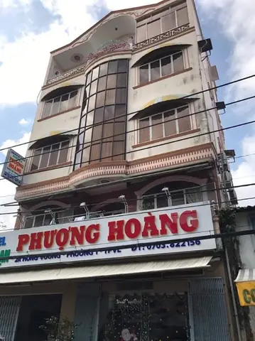 Khám Phá Khách Sạn Phượng Hoàng: Điểm Dừng Chân Hoàn Hảo Cho Mọi Du Khách