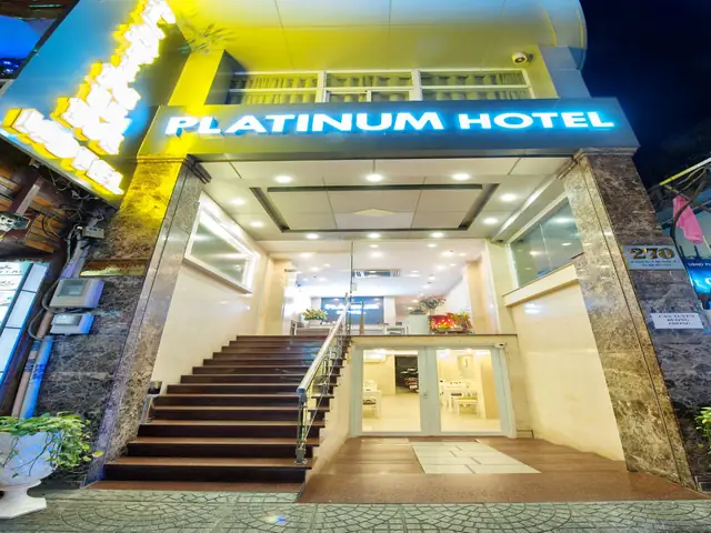 Khách Sạn Platinum – Đỉnh Cao Sang Trọng Và Dịch Vụ Đẳng Cấp Thế Giới