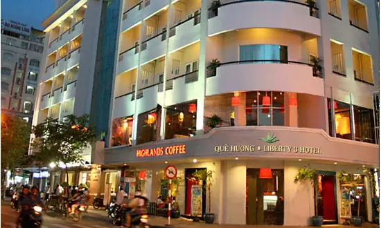Khách Sạn Quê Hương: Nơi Giao Thoa Giữa Văn Hóa, Thiên Nhiên Và Tâm Hồn