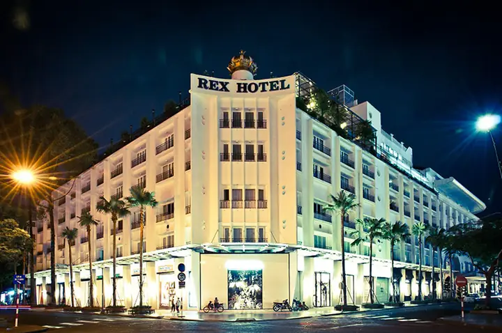 Khách Sạn Rex – Trải Nghiệm Đẳng Cấp Và Tiện Nghi Tại Trái Tim Thành Phố