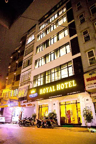Khám Phá Khách Sạn Royal Hà Nội: Điểm Dừng Chân Lý Tưởng Cho Du Khách