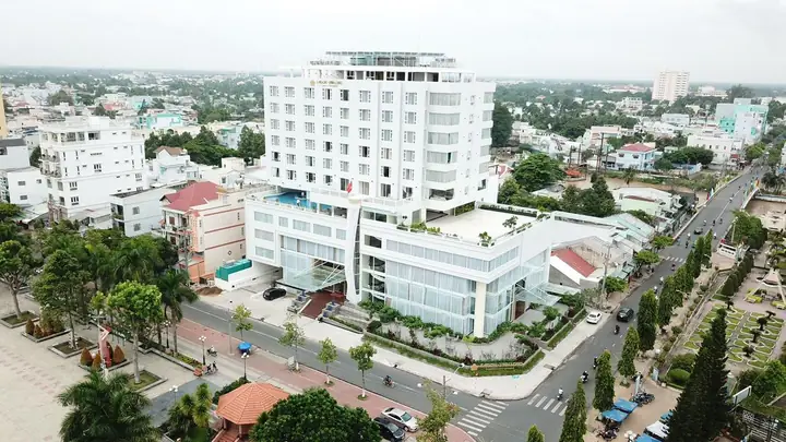 Khách Sạn Sài Gòn Vĩnh Long: Trải Nghiệm Sang Trọng Và Tiện Nghi Giữa Trái Tim Thành Phố