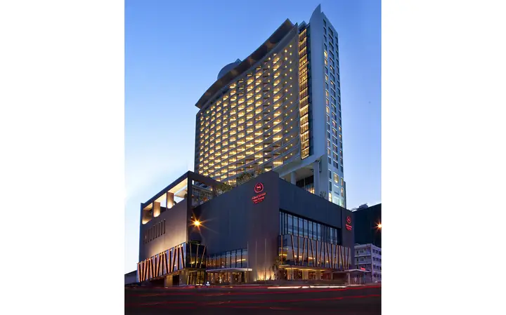 Khám Phá Sheraton Nha Trang – Điểm Dừng Chân Hoàn Hảo Cho Kỳ Nghỉ Sang Trọng