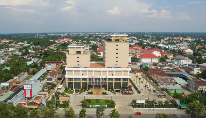 Khách Sạn Sunrise Tây Ninh – Trải Nghiệm Sang Trọng Và Đậm Đà Văn Hoá Miền Nam Khách Sạn Sunrise Tây Ninh – Trải Nghiệm Sang Trọng Và Đậm Đà Văn Hoá Miền Nam