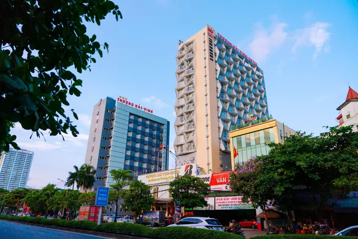 Khám Phá Những Khách Sạn Thượng Hải Đẳng Cấp: Hướng Dẫn Đặt Phòng Và Trải Nghiệm 2024