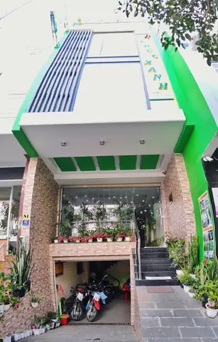Khách Sạn Trúc Xanh – Điểm Dừng Chân Lý Tưởng Cho Những Ai Yêu Thích Sự Thanh Lịch Và Gần Gũi Với Thiên Nhiên