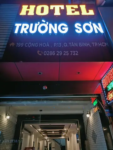 Khách Sạn Trường Sơn – Điểm Dừng Chân Hoàn Hảo Cho Những Ai Yêu Thích Sự Đẳng Cấp Và Tiện Nghi