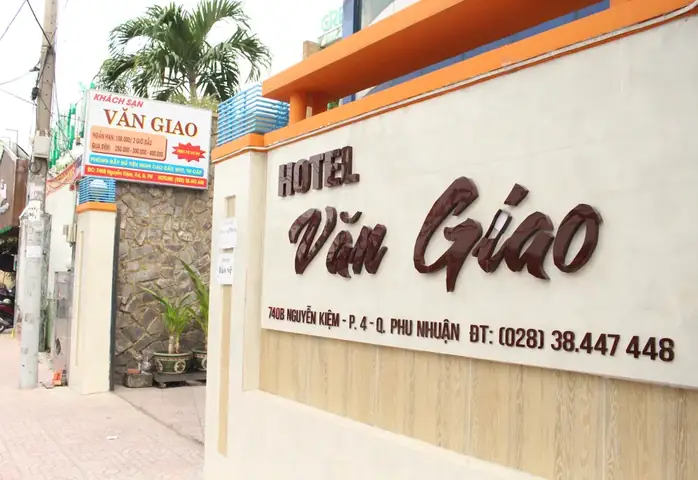 Khách Sạn Văn Giao – Điểm Dừng Chân Hoàn Hảo Cho Du Khách Tại Thành Phố Hồ Chí Minh
