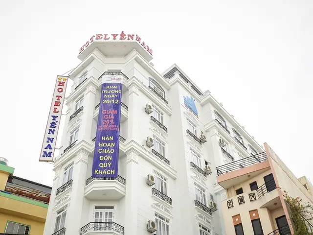 Khám Phá Khách Sạn Yến Nam: Điểm Dừng Chân Hoàn Hảo Cho Những Người Yêu Thiên Nhiên Và Văn Hóa Miền Trung