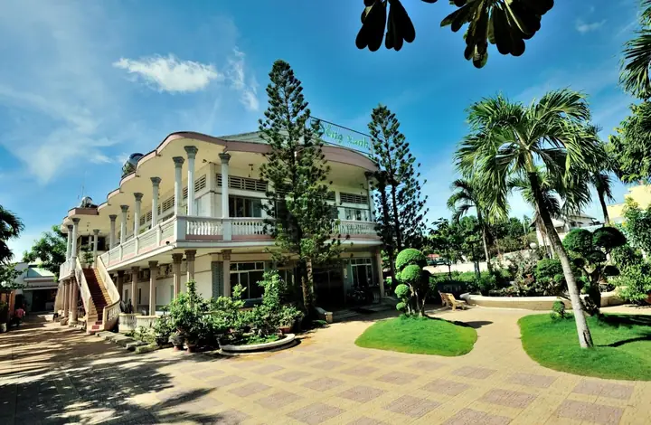 Khám Phá Nhà Hàng Khách Sạn Đồng Xanh: Điểm Đến Hoàn Hảo Cho Mọi Dịp