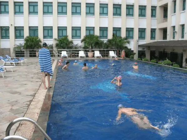 Bể Bơi Khách Sạn Asean