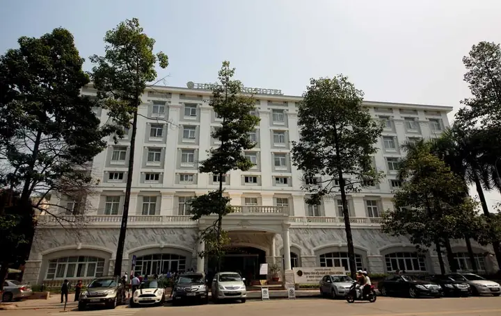 Khách Sạn 37 Hùng Vương