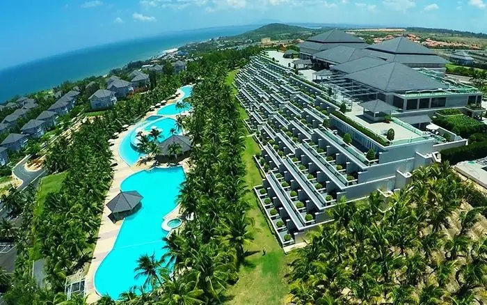 Khách Sạn 5 Sao Mũi Né: Trải Nghiệm Sang Trọng Và Đẳng Cấp Tại Bãi Biển Nắng Hồng