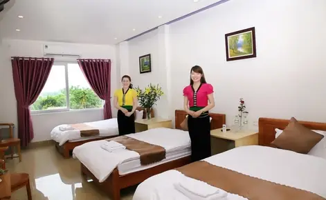 Khách Sạn 999: Hành Trình Trải Nghiệm Dịch Vụ Sang Trọng Và Độc Đáo Khách Sạn 999: Hành Trình Trải Nghiệm Dịch Vụ Sang Trọng Và Độc Đáo