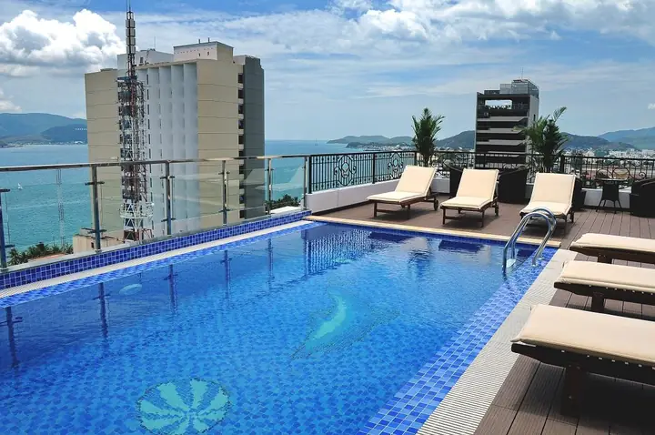 Khách Sạn Apus Nha Trang: Nơi Tận Hưởng Kiến Trúc Hiện Đại Và Dịch Vụ Đẳng Cấp Đỉnh Cao Khách Sạn Apus Nha Trang: Nơi Tận Hưởng Kiến Trúc Hiện Đại Và Dịch Vụ Đẳng Cấp Đỉnh Cao