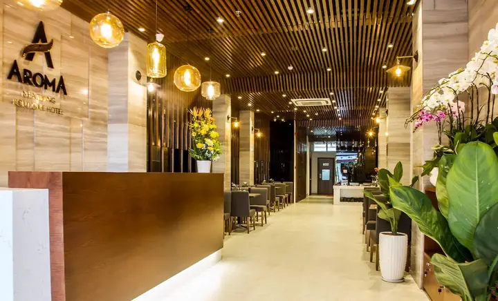 Khách Sạn Aroma Nha Trang: Nơi Tận Hưởng Nghỉ Dưỡng Hoàn Hảo Bên Biển