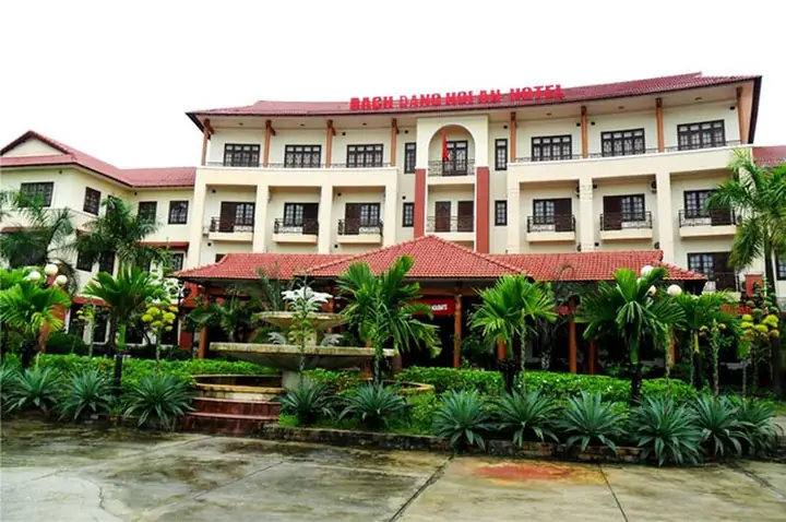 Khách Sạn Bạch Đằng Hội An