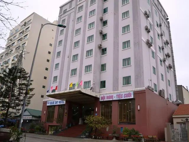 Khách Sạn Blue Sky Hạ Long: Nơi Gặp Gỡ Của Hòa Bình Và Đẳng Cấp Khách Sạn Blue Sky Hạ Long: Nơi Gặp Gỡ Của Hòa Bình Và Đẳng Cấp