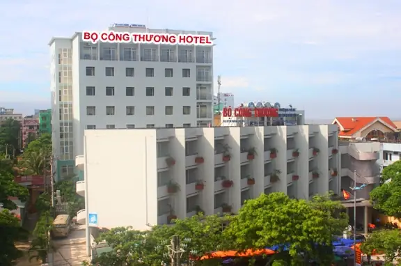 Khách Sạn Bộ Công Thương Sầm Sơn: Nơi Giao Thoa Văn Hóa Và Hiện Đại Khách Sạn Bộ Công Thương Sầm Sơn: Nơi Giao Thoa Văn Hóa Và Hiện Đại