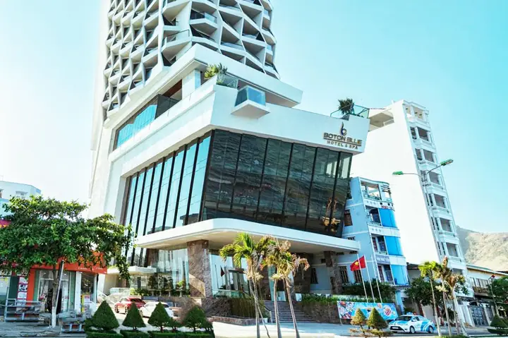 Khách Sạn Boton Blue Nha Trang: Nét Đẹp Cảm Hứng Biển Mát Lạnh