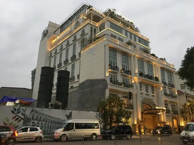 Khách Sạn Camellia: Trải Nghiệm Nghỉ Dưỡng Sang Trọng Tại Trung Tâm Thành Phố Khách Sạn Camellia: Trải Nghiệm Nghỉ Dưỡng Sang Trọng Tại Trung Tâm Thành Phố