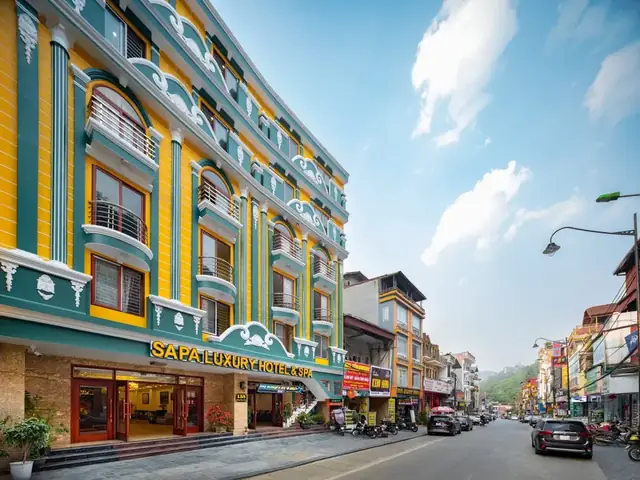 Khách Sạn Deluxe Sapa