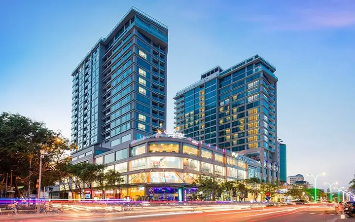 Khách Sạn Diamond Nha Trang: Hành Trình Trải Nghiệm Vượt Trội Tại Biển Đá