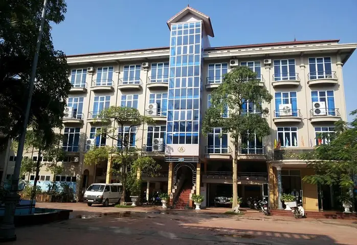 Khách Sạn Đông Thành Sơn Tây