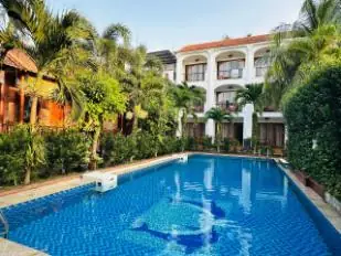 Khách Sạn Đồng Xuân